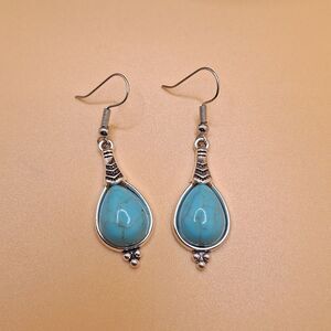 Silver Turquoise drop earrings